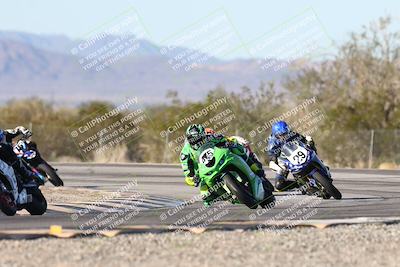 media/Dec-07-2025-CVMA (Sun) [[3e7d2de5dc]]/Race 12- Formula 40 MW and LW/